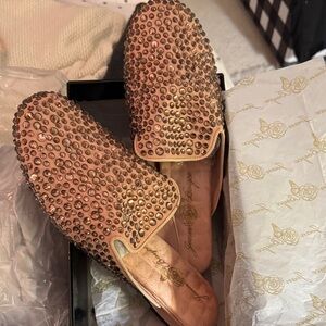 Rhinestone Slides Blush color with flat low heel Joan Boyce women size 10